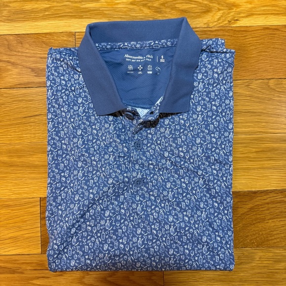 Abercrombie & Fitch Other - Abercrombie & Fitch 🍸 Soft Air Knit Polo | Cocktail Print | Small